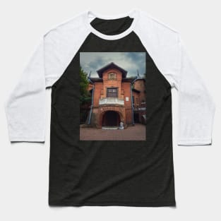 Manuc Bei Hunters House Baseball T-Shirt